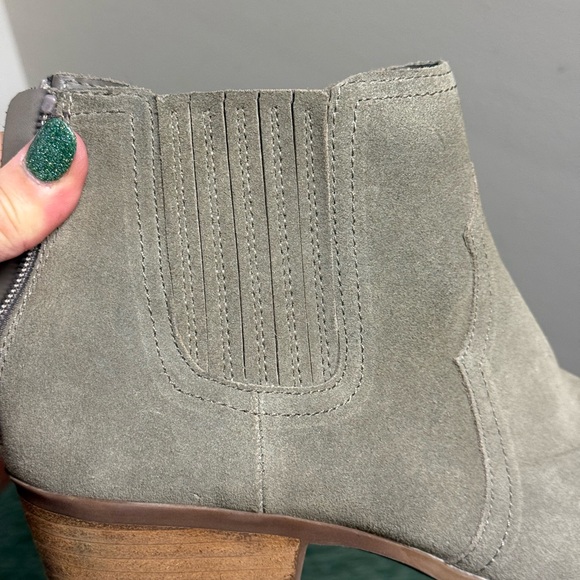 Light Tan/Gray Suede Ankle Boots - Picture 7 of 9